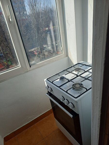 Berceni, Piata Resita,