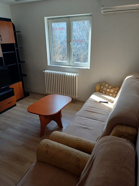 Berceni, Piata Resita,